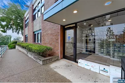 342 Hamburg Turnpike 108 #108, Wayne, NJ 07470 - Photo 4