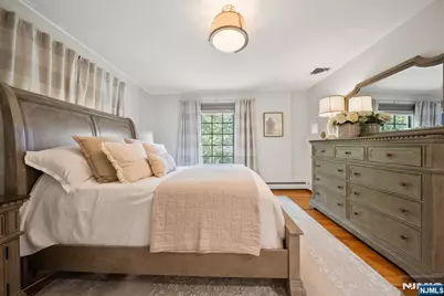 30 Highwood Avenue, Midland Park, NJ 07432 - Photo 26