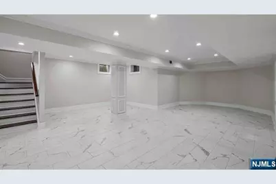 366 E Madison Avenue, Cresskill, NJ 07626 - Photo 38