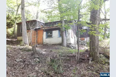 45 Buena Vista Way, Bloomingdale, NJ 07403 - Photo 2