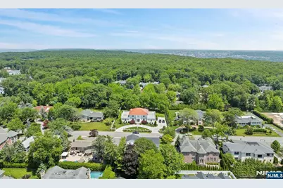 14 Jane Drive, Englewood Cliffs, NJ 07632 - Photo 2