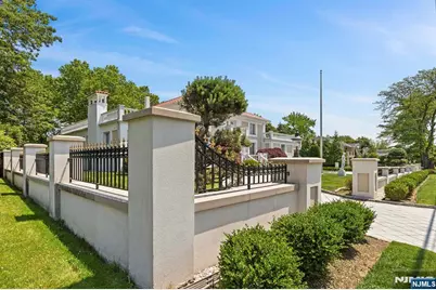 14 Jane Drive, Englewood Cliffs, NJ 07632 - Photo 50