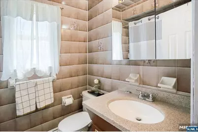 131 Shaler Avenue, Fairview, NJ 07022 - Photo 34