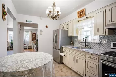 131 Shaler Avenue, Fairview, NJ 07022 - Photo 2