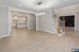 520 Clinton Ave, Wyckoff Township, NJ 07481 - Photo 8
