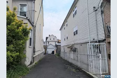 137-139 76th, North Bergen, NJ 07047 - Photo 4