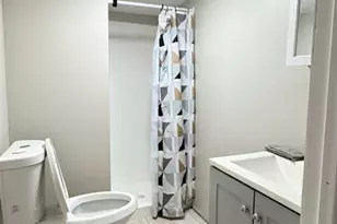 327 Ellison St, Paterson, NJ 07501 - Photo 32