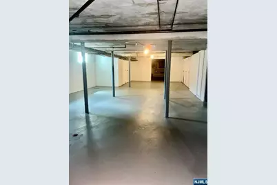 565 Grove B12 #B12, Clifton, NJ 07013 - Photo 8