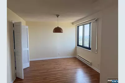 1590 Anderson Avenue 17B #17B, Fort Lee, NJ 07024 - Photo 6
