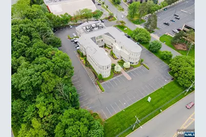 860 Wyckoff Avenue, Mahwah, NJ 07430 - Photo 34