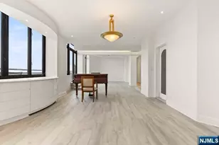 100 Carlyle Dr Phd-N, Cliffside Park, NJ 07010 - Photo 12