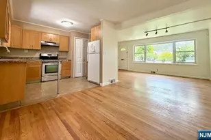 920 E Lawn Dr, Teaneck Township, NJ 07666 - Photo 4