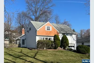 920 E Lawn Drive, Teaneck Township, NJ 07666 - Photo 2