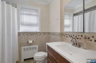 201 Oakdene Pl D1, Cliffside Park, NJ 07010 - Photo 18