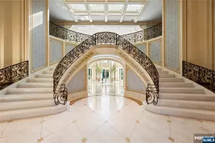 31 Rio Vista Dr, Alpine, NJ 07620 - Photo 2