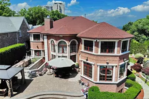 2 Euclid Rd, Fort Lee, NJ 07024 - Photo 2