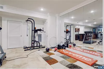 2 Euclid Road, Fort Lee, NJ 07024 - Photo 38