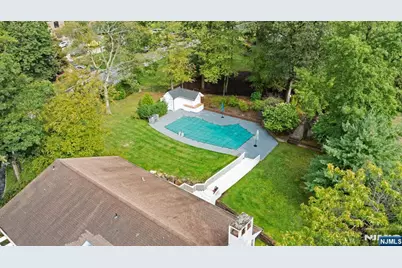 1 Hemlock Drive, Cresskill, NJ 07626 - Photo 28