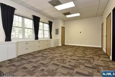 502 Hamburg Turnpike 201-203A #201-203A, Wayne, NJ 07470 - Photo 32