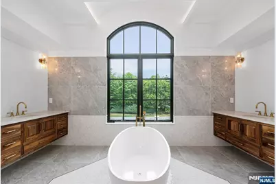 19 Rio Vista Drive, Alpine, NJ 07620 - Photo 28