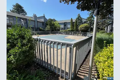 1437 John Street, Fort Lee, NJ 07024 - Photo 18