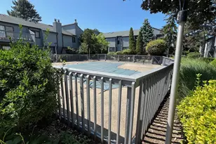 1437 John St, Fort Lee, NJ 07024 - Photo 18