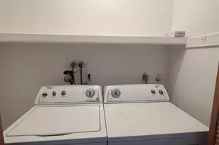 1437 John St, Fort Lee, NJ 07024 - Photo 12