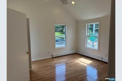 27-29 Roseland Avenue, Roseland, NJ 07068 - Photo 6