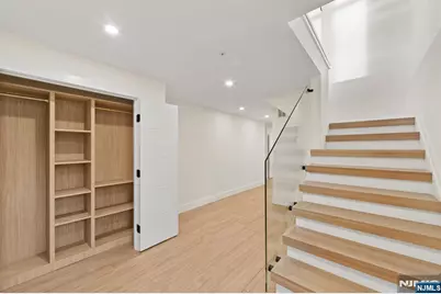 61 Edgewater Road, Cliffside Park, NJ 07010 - Photo 46