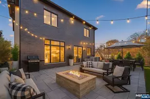 61 Edgewater Rd, Cliffside Park, NJ 07010 - Photo 4