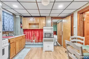 29 Dover St, Paterson, NJ 07501 - Photo 8