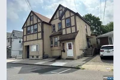 54 Stuyvesant Avenue, Lyndhurst Township, NJ 07071 - Photo 2