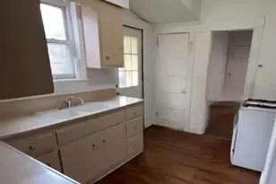 54 Stuyvesant Ave, Lyndhurst Township, NJ 07071 - Photo 14