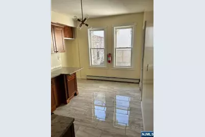 155 Myrtle Avenue, Irvington, NJ 07111 - Photo 4