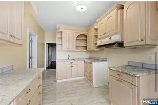 155 Myrtle Ave, Irvington, NJ 07111 - Photo 14