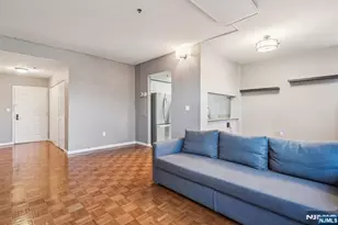 100 Old Palisade Road L7, Fort Lee, NJ 07024 - Photo 8