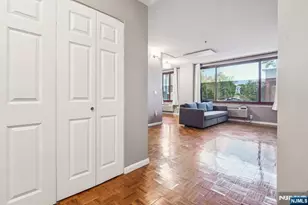 100 Old Palisade Road L7, Fort Lee, NJ 07024 - Photo 18