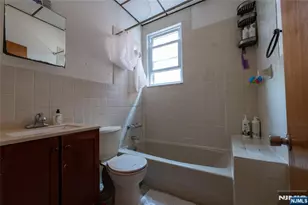 17 Laird Pl, Cliffside Park, NJ 07010 - Photo 16