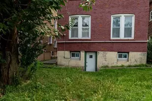 17 Laird Pl, Cliffside Park, NJ 07010 - Photo 6