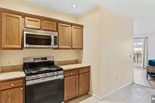 344 The Promenade 344, Edgewater, NJ 07020 - Photo 18