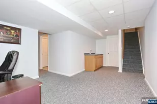 609 Glasmere Road 609, Mahwah, NJ 07430 - Photo 32