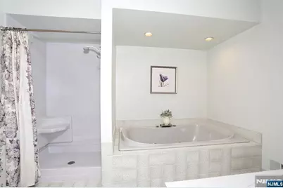 609 Glasmere Road 609 #609, Mahwah, NJ 07430 - Photo 26