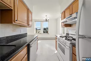 280 Undercliff Ave 7, Edgewater, NJ 07020 - Photo 6