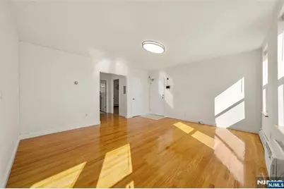 280 Undercliff Avenue 7 #7, Edgewater, NJ 07020 - Photo 12