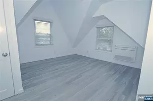 454 Undercliff Ave, Edgewater, NJ 07020 - Photo 14