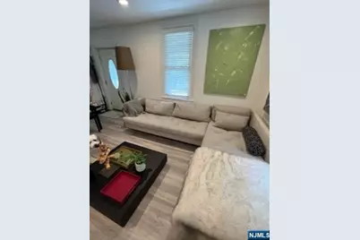 454 Undercliff Avenue, Edgewater, NJ 07020 - Photo 2