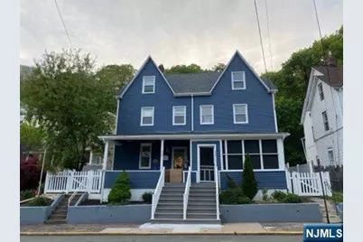 454 Undercliff Avenue, Edgewater, NJ 07020 - Photo 1