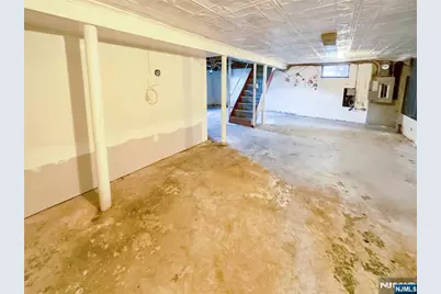 68 17th Avenue, Elmwood Park, NJ 07407 - Photo 28
