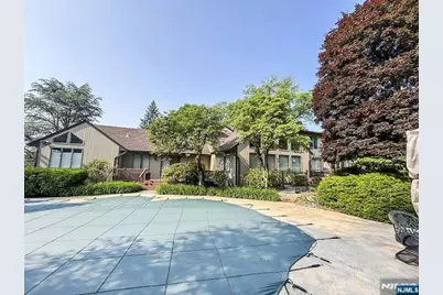 33 Woodfield Lane, Saddle River, NJ 07458 - Photo 12