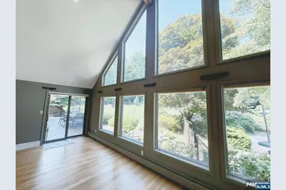 33 Woodfield Lane, Saddle River, NJ 07458 - Photo 16